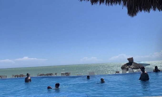Centro Condo | Happy Daze 2br Oceanfront Condo