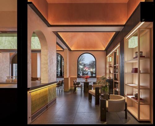 Dongzhimen Hotel | Happy Dragon Imperial Garden Courtyard -Newly renovated French Window with garden view, Close to Lama Temple Forbidden City&Subway Nearby &free coffee & Free laundry&English speaking with tour services &Free WiFi unlimited for Western software