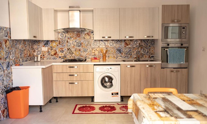 Portici Apartment | Happy Home - parcheggio gratuito in box
