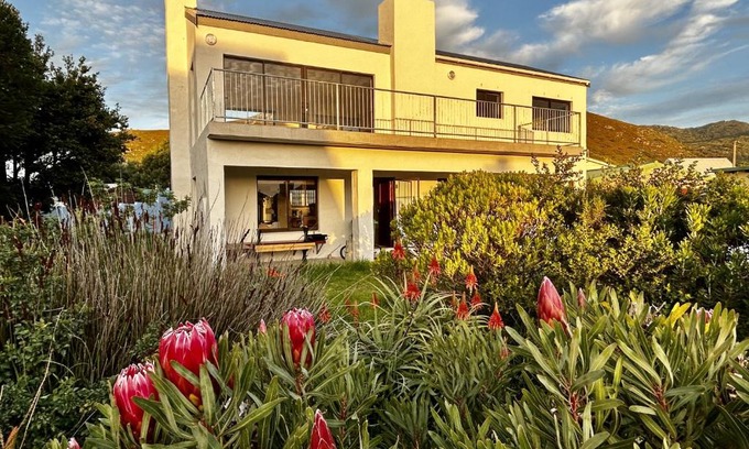 Pringle Bay Apartment | Happy Place Pringle Bay