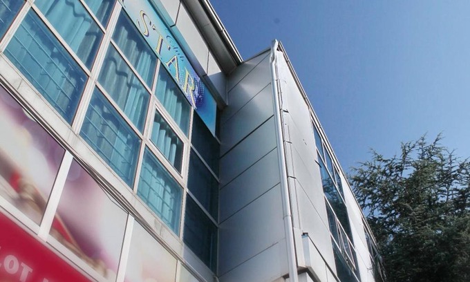Vozdovac Hotel | Happy Star Club