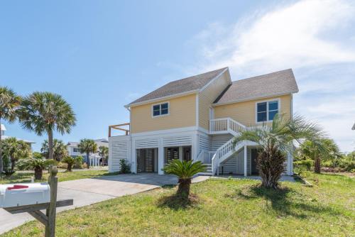 Beachwalk House | Harbor Haven - Right across from Beach Access