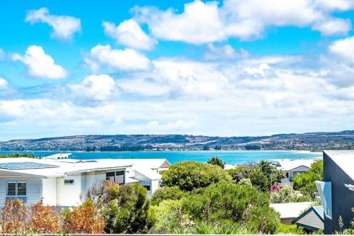 Port Elliot House | Harbor Lights - 14 England Ave Port Elliot