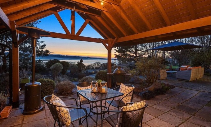 Langley House | Harbor View House