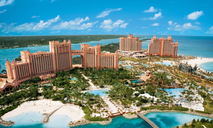 Paradise Island Resort | HARBORSIDE RESORT ATLANTIS 2-BR Premium Lock-Off, Sleeps 8, Avail May 6-13 only!