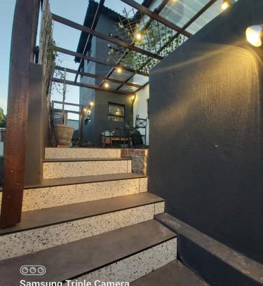 West Beach House | Harbour Delight & Harbour Comfort