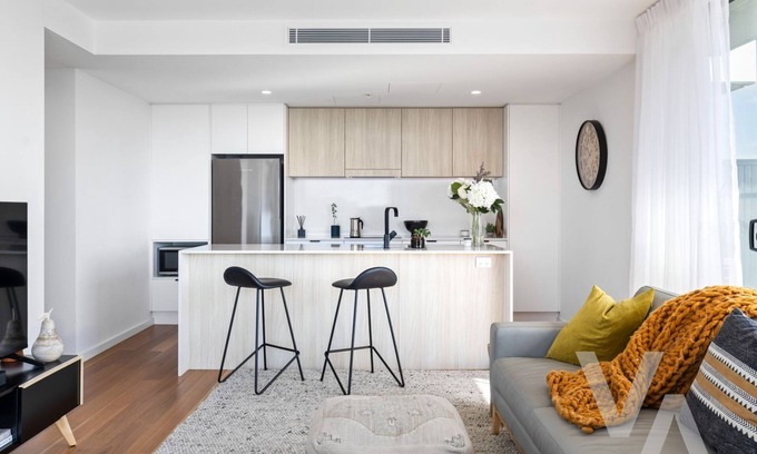 Wickham Apartment | Harbour Towers, Newcastle's Elite Apartment Stays, Free Parking & Tram Access