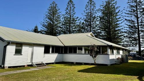 Angourie House | Harbourside, 7 Harbour Street