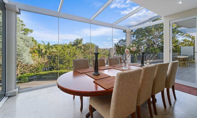 Seaforth House | Harbourview Heaven Spacious Luxury Retreat