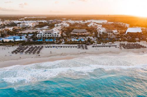 Bavaro Resort | Hard Rock Hotel & Casino Punta Cana - All Inclusive