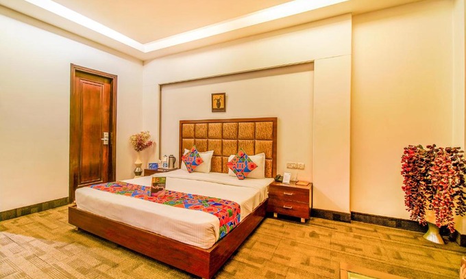 Lajpat Nagar Hotel | Hari's Court Inns & Hotels