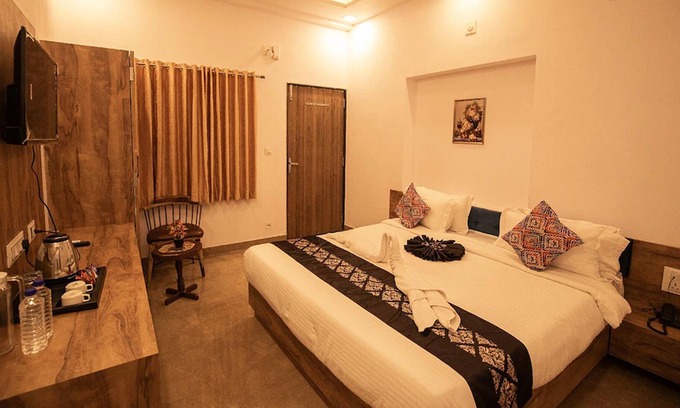 Shavri Colony Hotel | Haridas Haveli By Aster Hotels