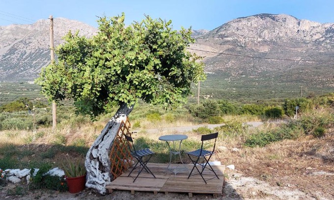Vasiliki Apartment | Harmony Cottage
