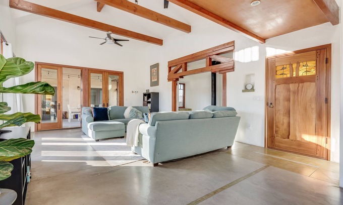 Templeton House | Harmony Over The Hill
