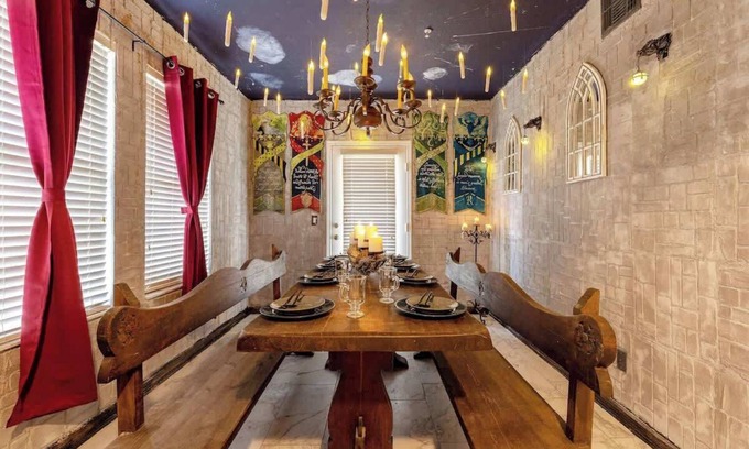 Lakeside Estates House | Harry Potter 4-Bed Home Near Parks, Free Parking
