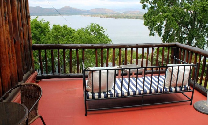 Kosmos House | Hartbeespoortdam Lodge