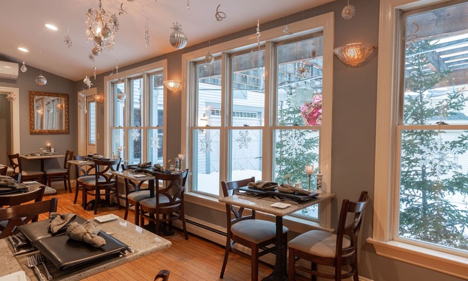 Camden Hotel | Hartstone Inn