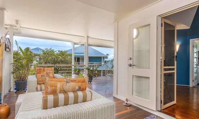 Hastings Point Apartment | Hastings Cove - 1 Bedroom Upstairs Garden Apartment!