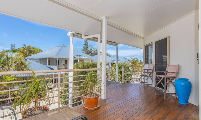 Hastings Point Apartment | Hastings Cove - 2 Bedroom Upstairs Garden Apartment!
