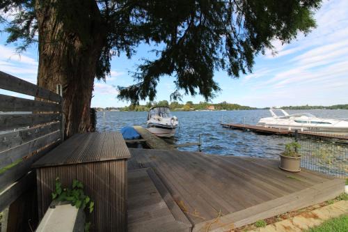 Zeuthen Apartment | Haus am See