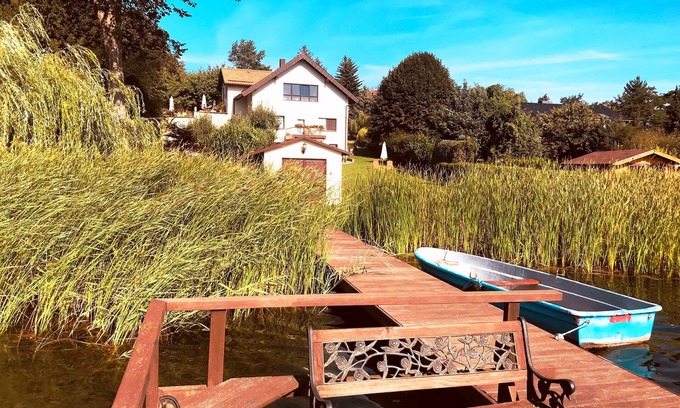 Woltersdorf Apartment | "haus am See" mit Direktem Wasserzugang