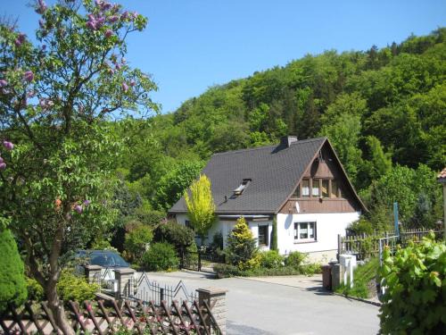 Hainsberg Apartment | Haus am Waldrand