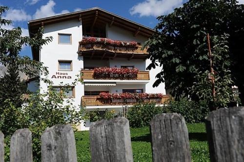St. Valentin auf der Haide Bed & Breakfast | Haus Anna B&B