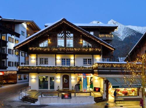 Seefeld Pedestrian Zone Ski Chalet | Haus Gabriel - Seefeld