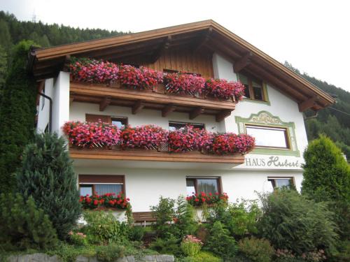 Arzl im Piztal Apartment | Haus Hubert