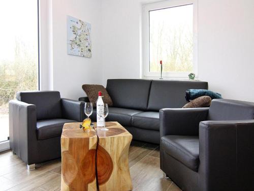 Neuenkirchen House | Haus in Vieregge am Breetzer Bodden, cleaning included