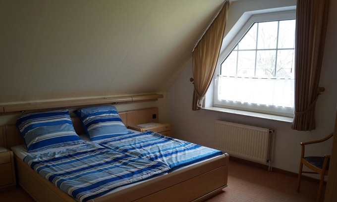 Westerwisch Apartment | Haus Katharina 2 - Beautiful holiday apartment for up to 4 people