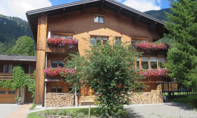 Schoppernau Apartment | Haus Manser