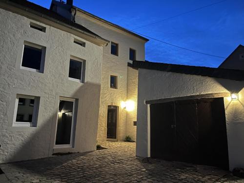 Rittersdorf House | Haus Messern