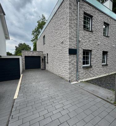 Karnap House | Haus mit Parkplatz am Schloss Horst E02