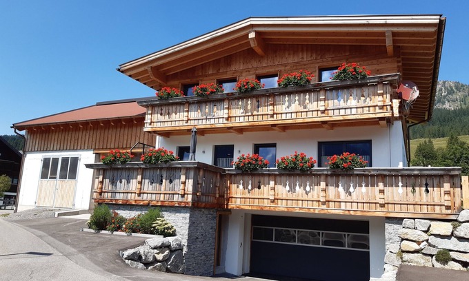 Tannheim Apartment | Haus Schedle Ferienwohnung - Ferienwohnung Schedle