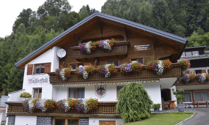 Sankt Gallenkirch Apartment | Haus Wasserfall