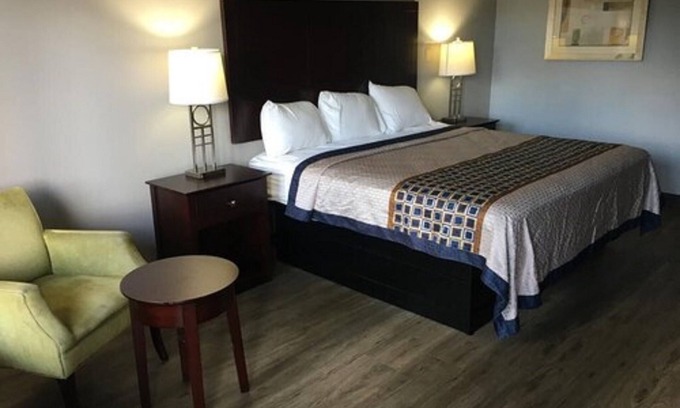 Havelock Hotel | Havelock Inn & Suites
