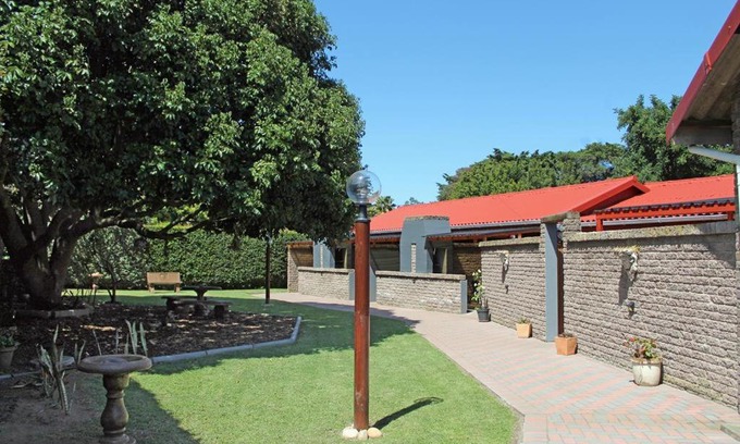 Sedgefield House | Haven on Hoopoe