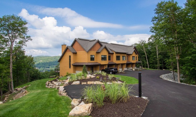 Mont-Tremblant House | Havre Des Legendes 102 | Luxurious, Contemporary | Easy Walk to Ski-in/Out/Tremblant Living