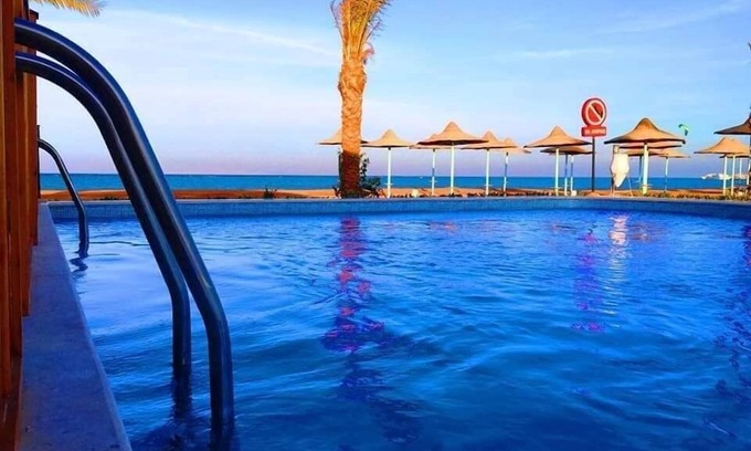Al Ahyaa Hotel | Hawaii Paradise Aqua Park Resort - Families and Couples Only