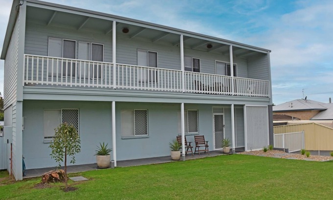 Tuross Head House | Hawks Retreat - 3 Bedrooms @ Tuross Head