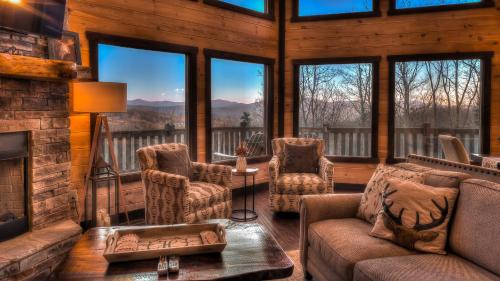 Morganton House | Hawksnest