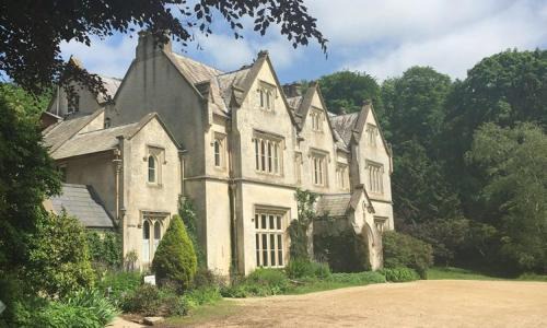 Stroud Hotel | Hawkwood