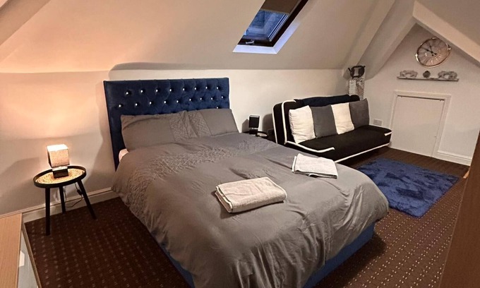 Huddersfield Apartment | Hayy Convenient Studio Huddersfield