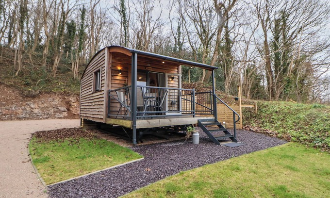 Caerwys Cottage | HAZEL, pet friendly, character holiday cottage in Afonwen