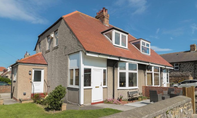 Seahouses House | Hazonleigh