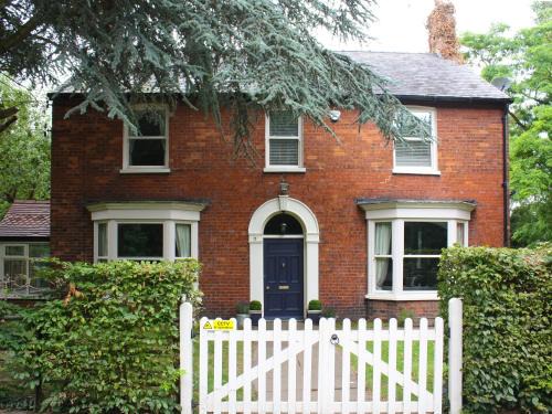 Wainfleet All Saints House | Head Brewers House - Uk34736