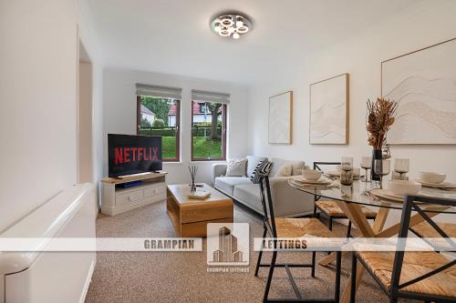 Central Aberdeen Apartment | Headland Court Lodge - Grampian Lettings