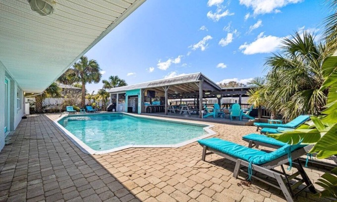 Flagler Beach House | Headline