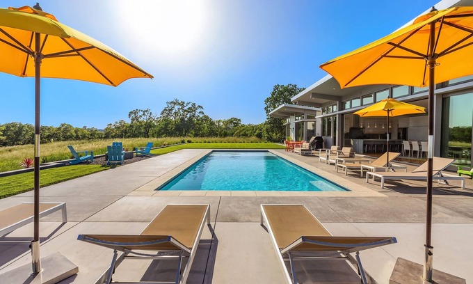 Windsor House | Healdsburg, CA Amazing Resort-like Estate Healdsburg - 4BD/3BA